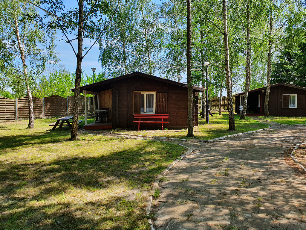 Domki letniskowe nad jeziorem Krzemień